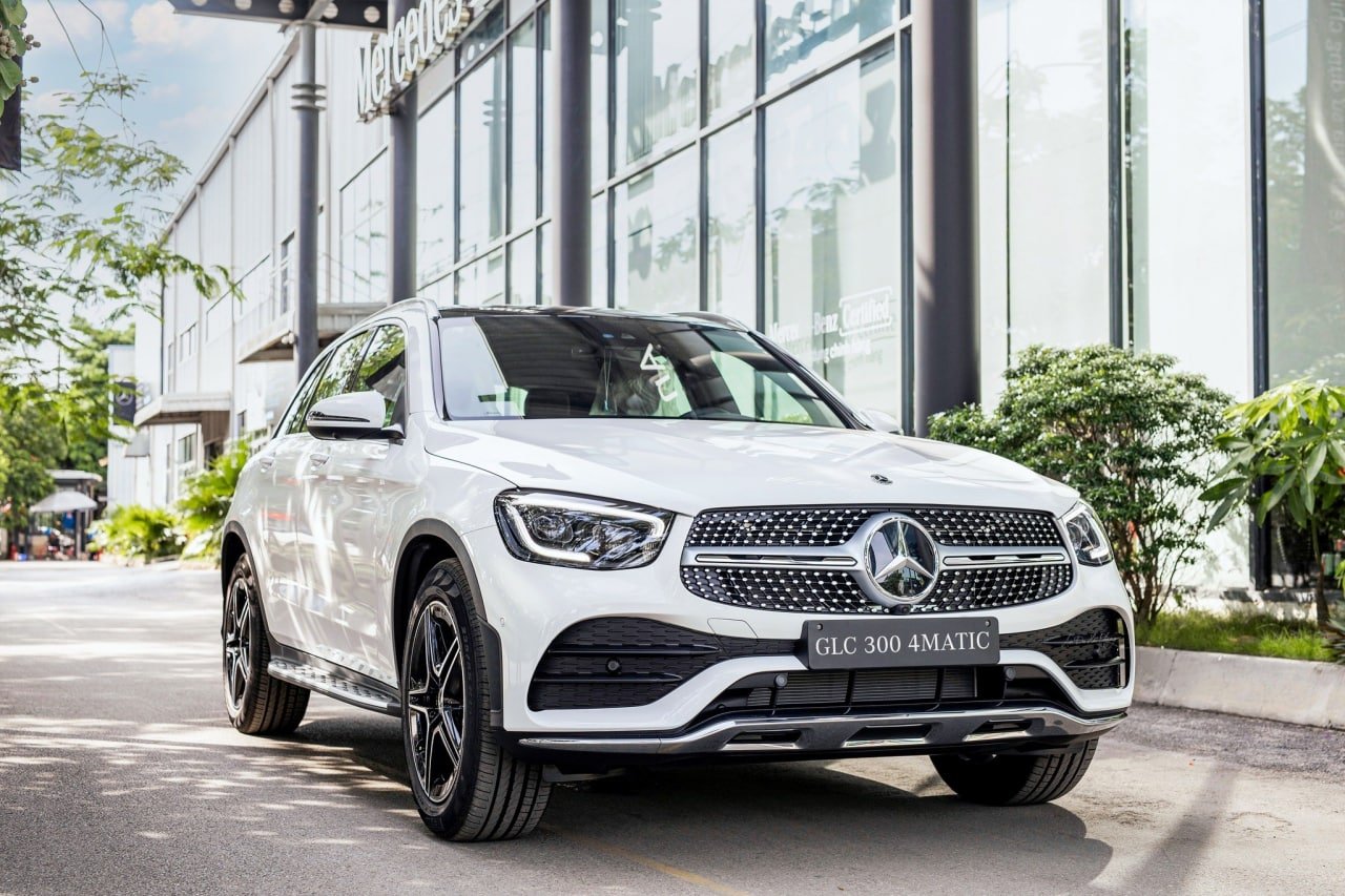 Xả kho, Mercedes-Benz GLC thế hệ cũ giảm gần nửa tỷ đồng