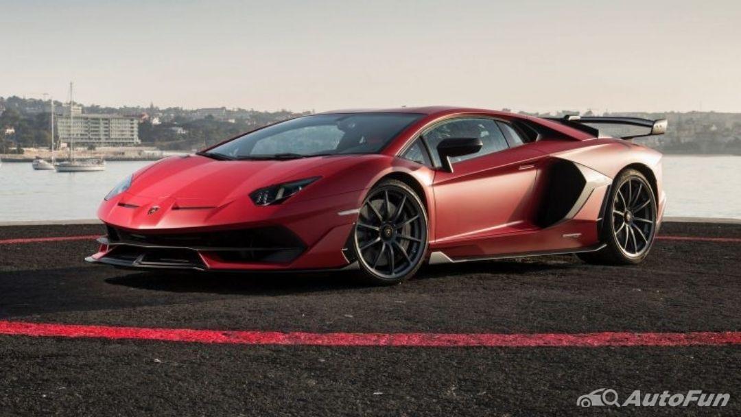 Lamborghini Aventador 2021 đã đốn tim nhiều người hâm mộ bởi thiết kế tinh thế, đậm đà chất biểu tượng của mẫu siêu xe.