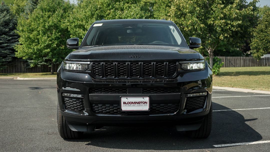 Chiếc SUV cỡ E sắp về Việt Nam - Jeep Grand Cherokee 2023 có gì hot?