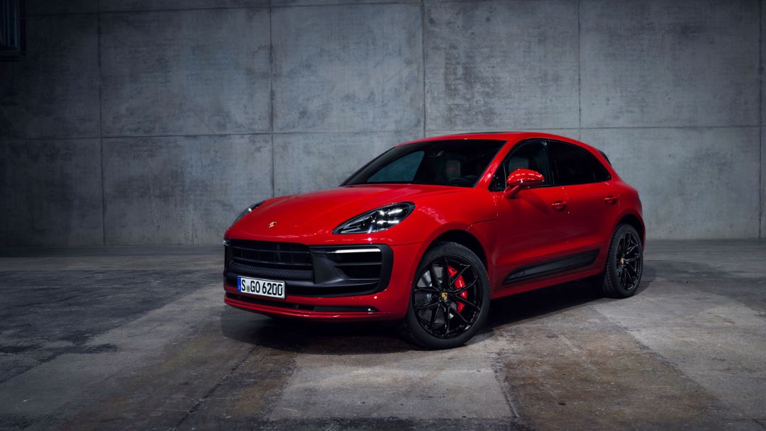 Overview Porsche Macan 2022