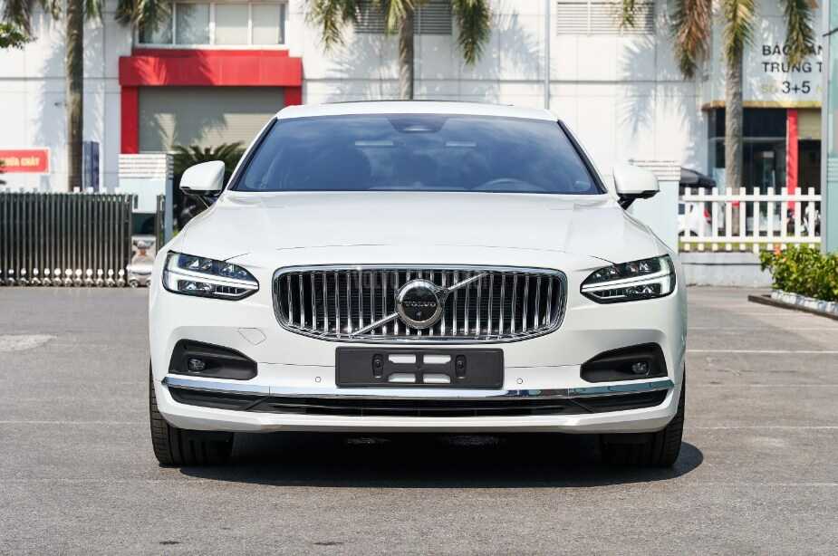 Volvo S90 Ultimate 2023 - Mẫu Sedan thể thao cực hút mắt, mang phong cách Bắc Âu