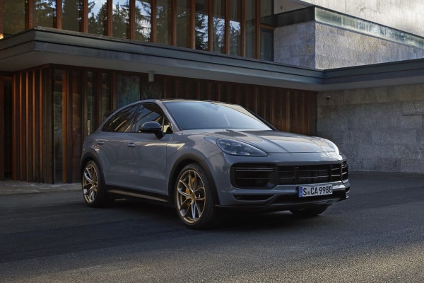 Chi phí bảo dưỡng xe Porsche Cayenne 2022: Giá xe đắt đỏ liệu vận hành có rẻ hơn?