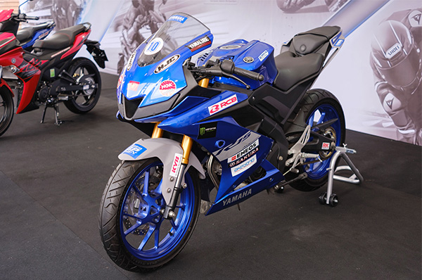 Chi tiết mẫu xe đua Yamaha YZF-R15 tại thị trường Việt Nam