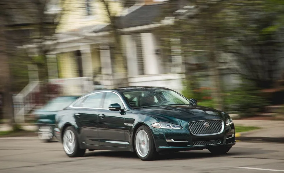 Jaguar XJL