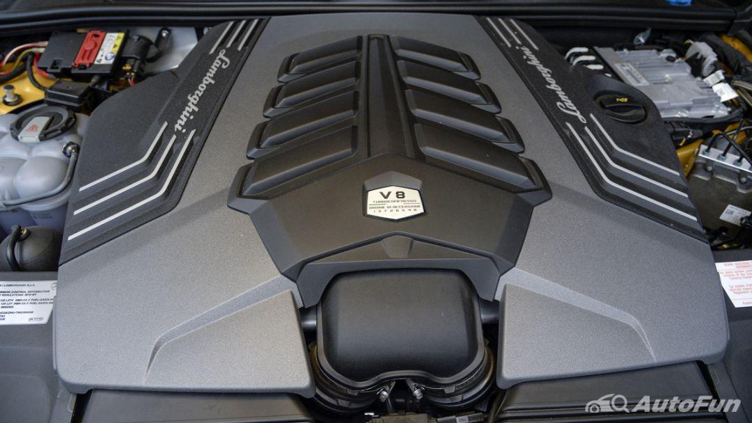 Lamborghini Urus được trang bị động cơ tăng áp kép V8 4.0L