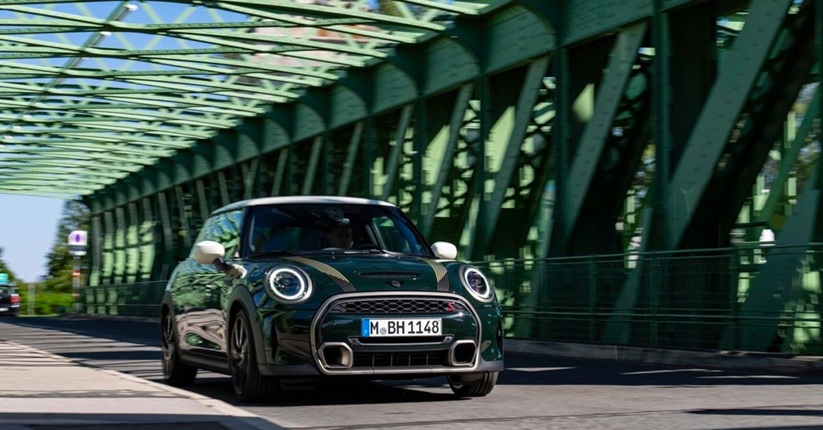 Đánh giá MINI Cooper S 3-Cửa Resolute Edition giá 2,299 tỷ đồng tại Việt Nam