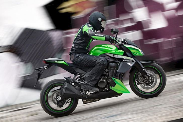 Kawasaki Z1000 và những câu hỏi thường gặp