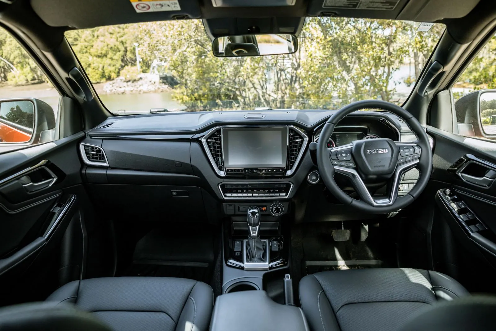 Interior Image 4