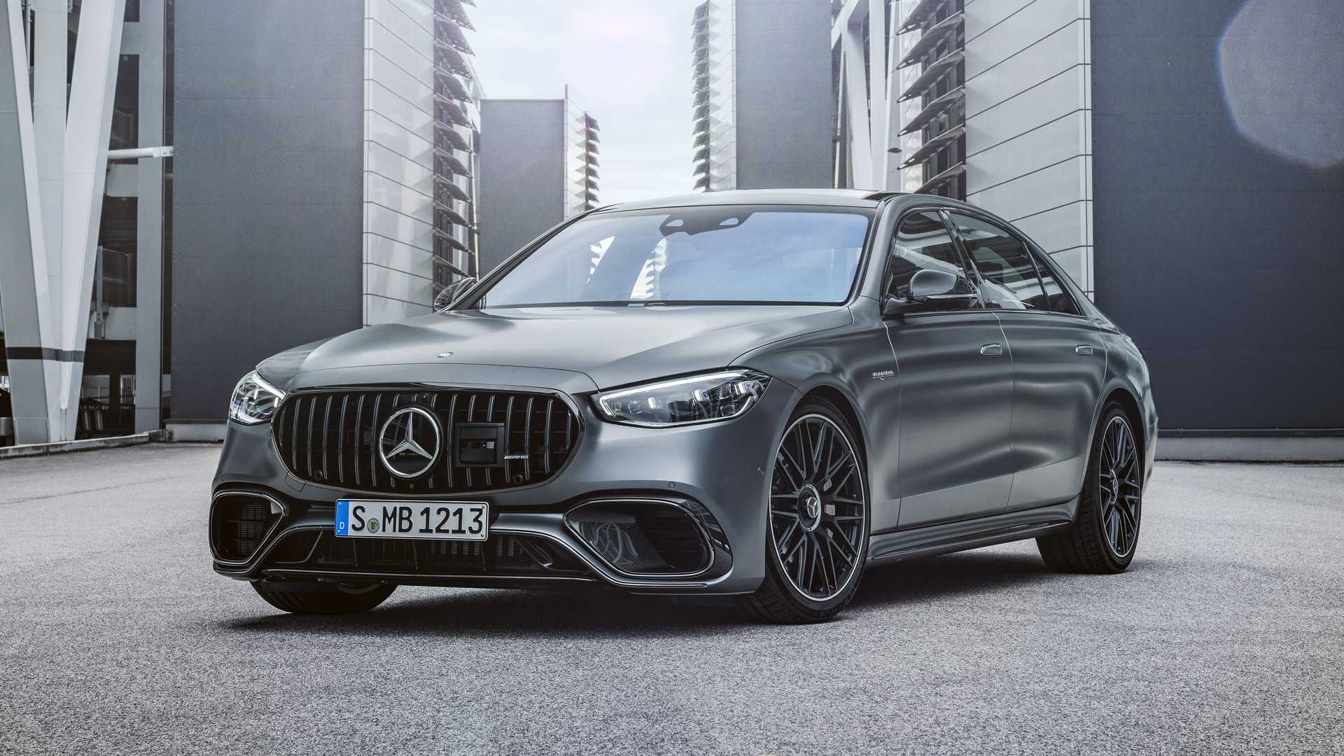Siêu sedan Mercedes-AMG S 63 E Performance ra mắt với sức mạnh 800 mã lực