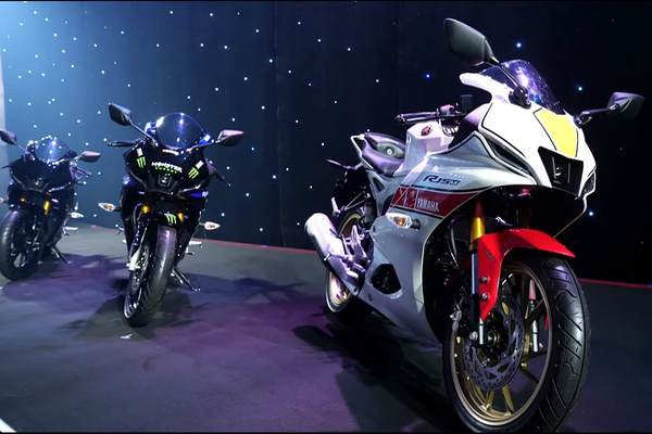 Yamaha R15 V4 về Việt Nam nhiều trang bị, ‘làm khó’ CBR150R