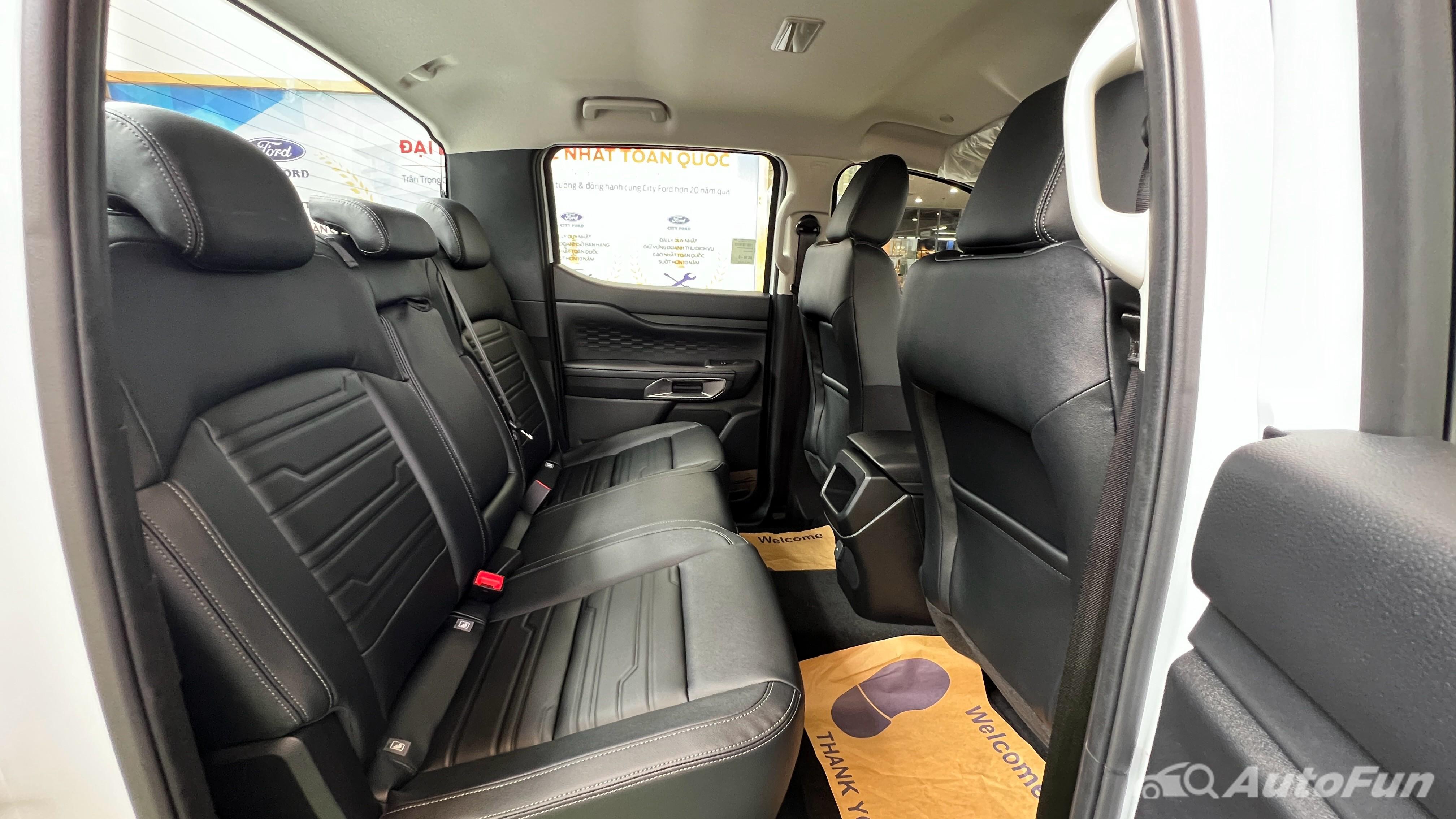 Interior Image 9