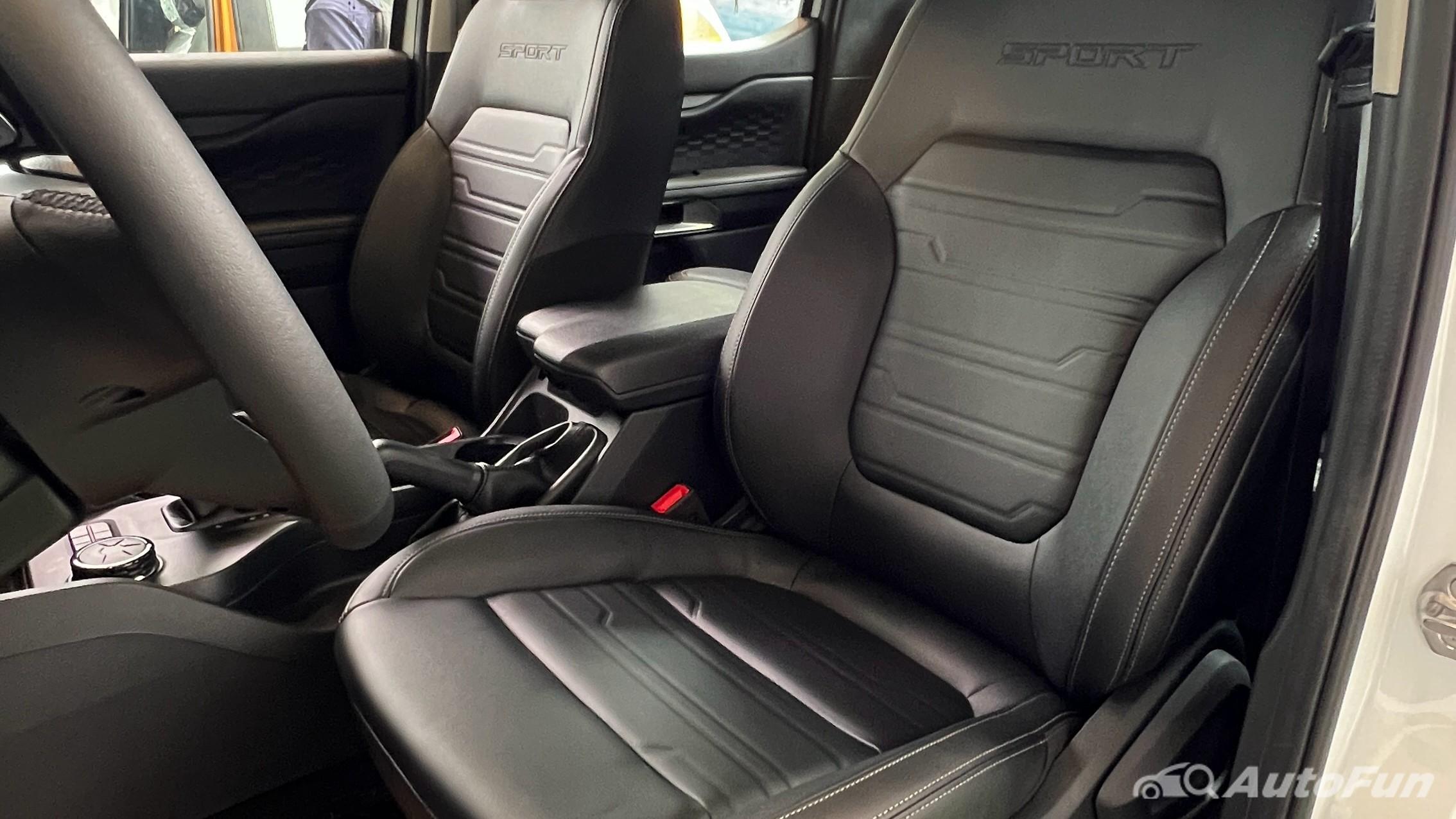 Interior Image 11
