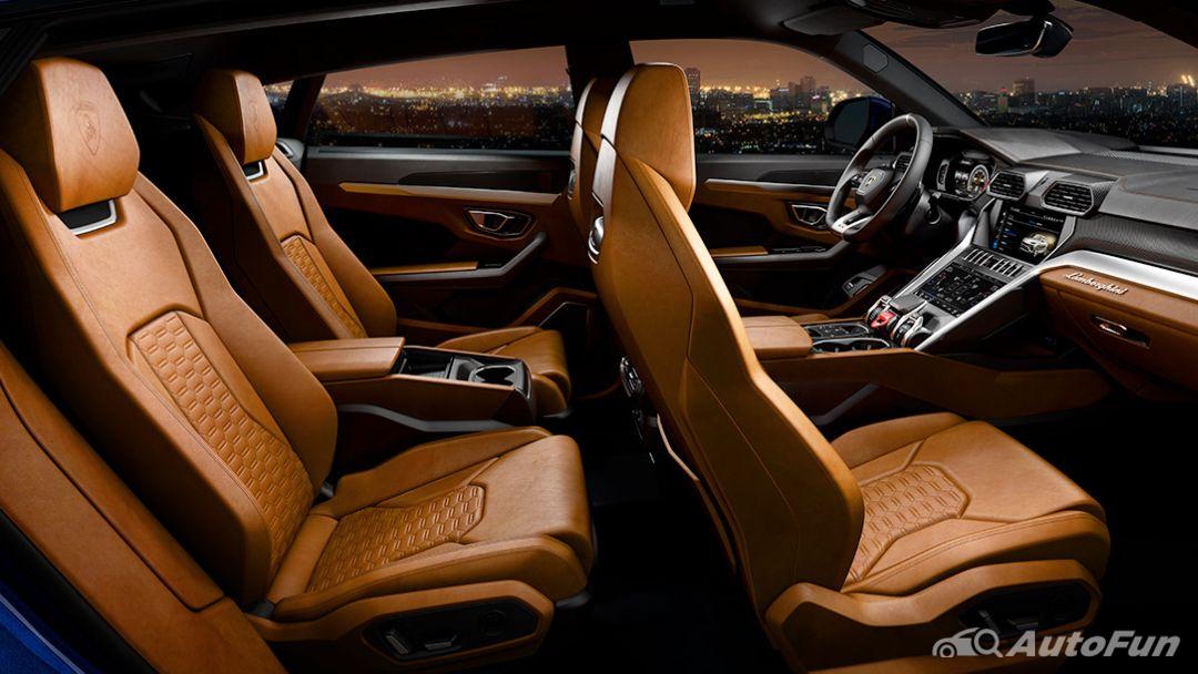 Lamborghini Urus có một thẩm mỹ độc đáo, dễ dàng xác định và điều này cũng mở rộng sang không gian nội thất