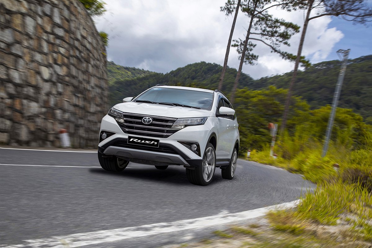 Toyota Rush chiếm ưu thế với hệ dẫn động