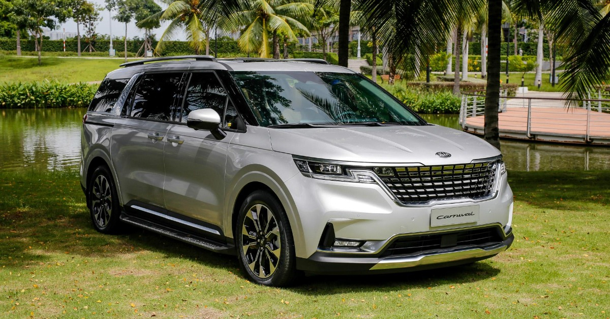 So kèo mức tiêu hao nhiên liệu của Kia Carnival cùng các đối thủ