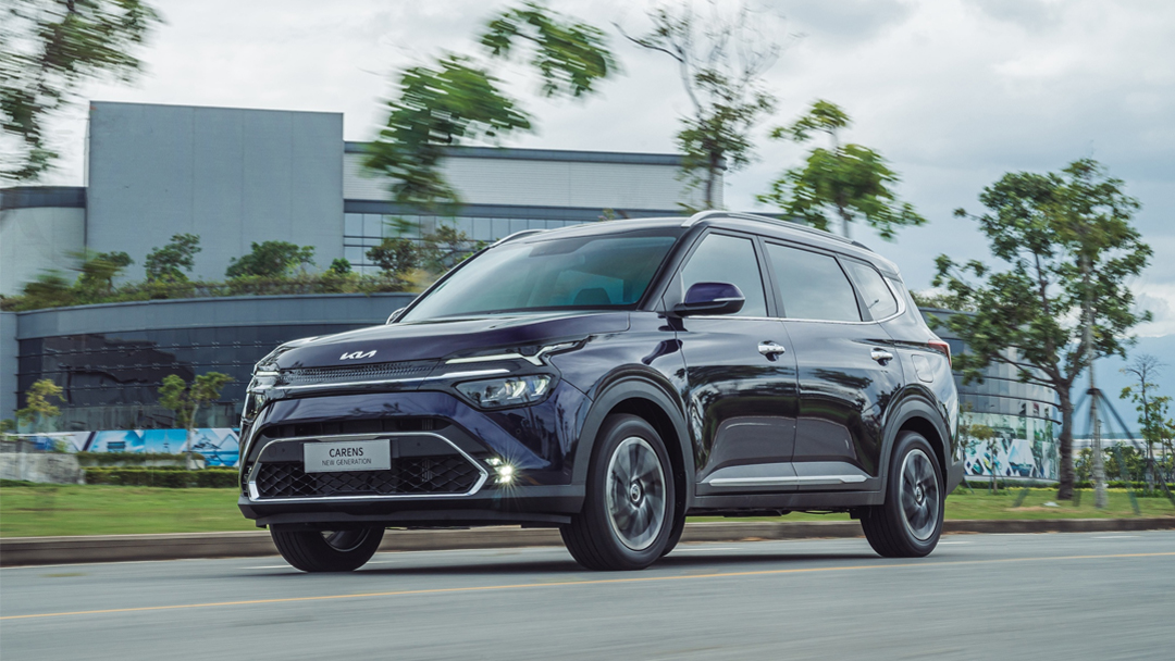 Kia Carens 2023 có nhiều thay đổi về ngoại, nội thất