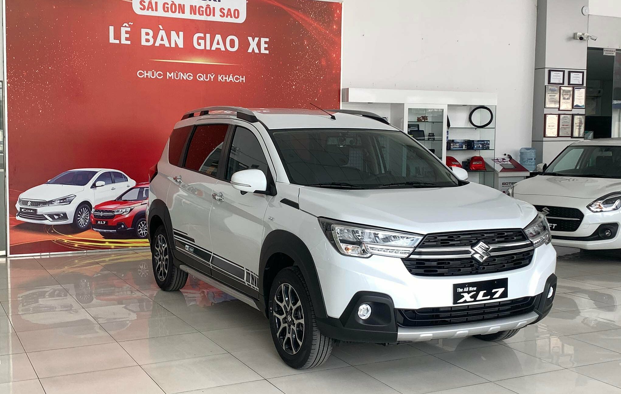 “Tân binh” Suzuki XL7 gây sức ép cho các đối thủ trong phân khúc MPV 7 chỗ (B9)