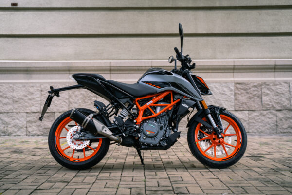 Chi phí hàng ngày khi sở hữu KTM Duke 390 có thực sự đắt đỏ?