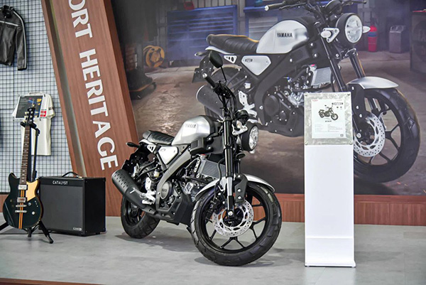 XS155R chính hãng và XSR 155 nhập khẩu tư nhân có gì khác biệt?
