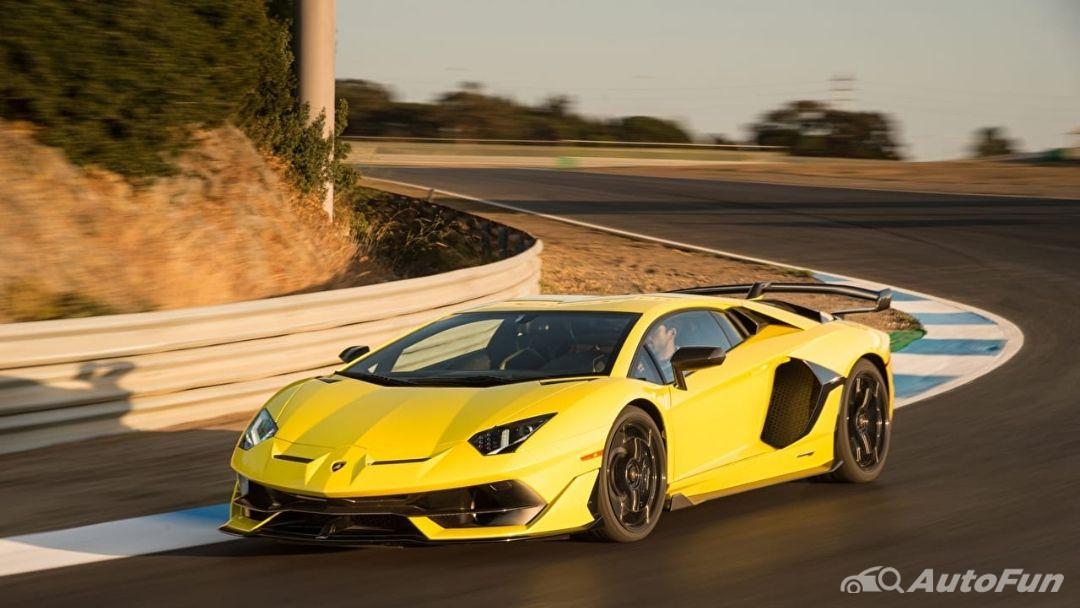 Lamborghini Aventador là mẫu xe có một đặc điểm nổi trội rất riêng